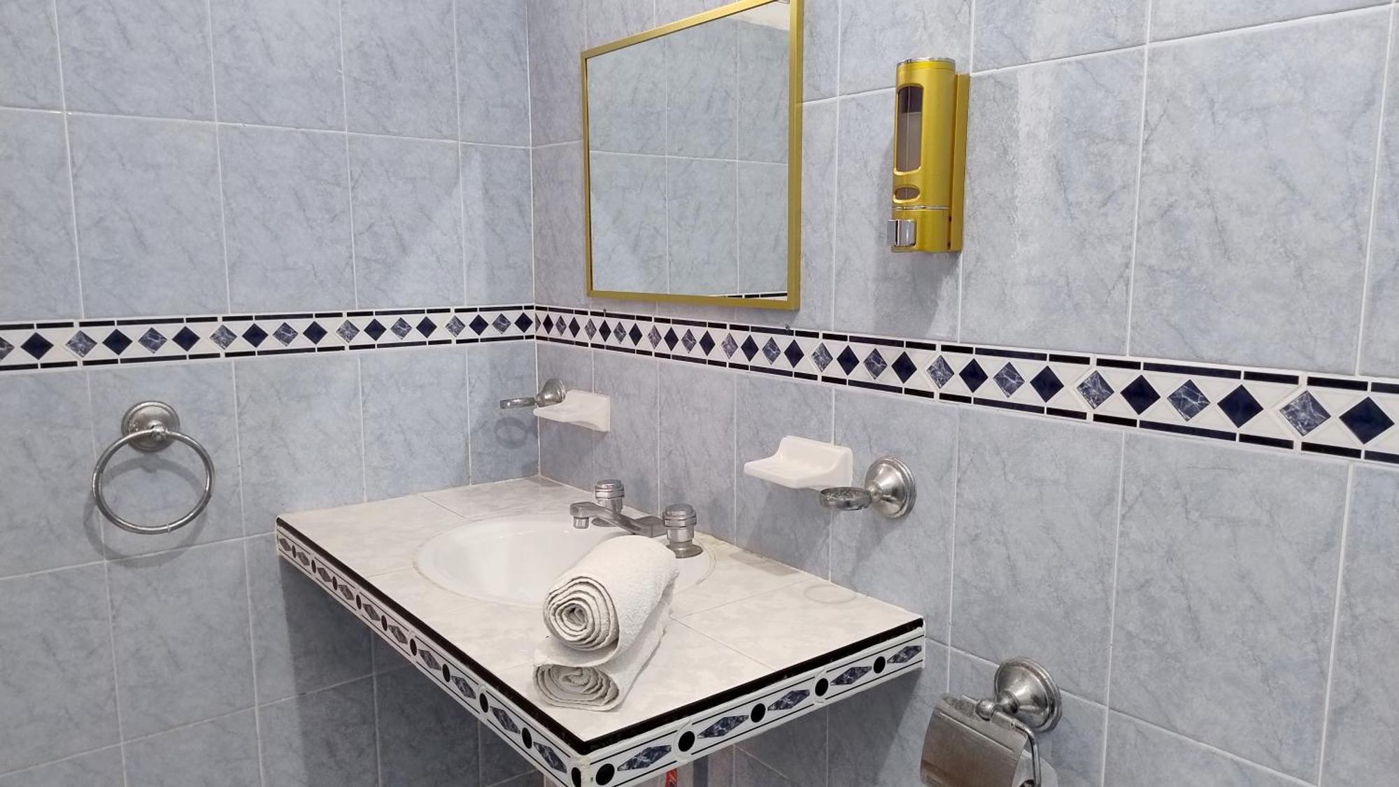 Spanglish Hostel Valladolid  Exteriér fotografie